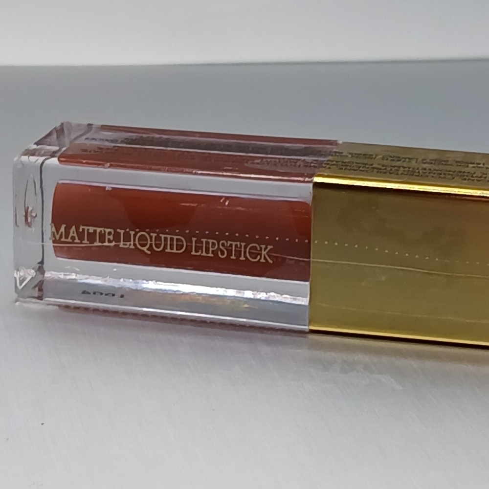 5 For $25 Item🌸 F.A.R.A.H. Matte Liquid Lipstick shade COCO - Picture 2 of 3